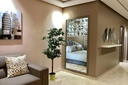 Contemporary Floor Bourgogne - By Appartali